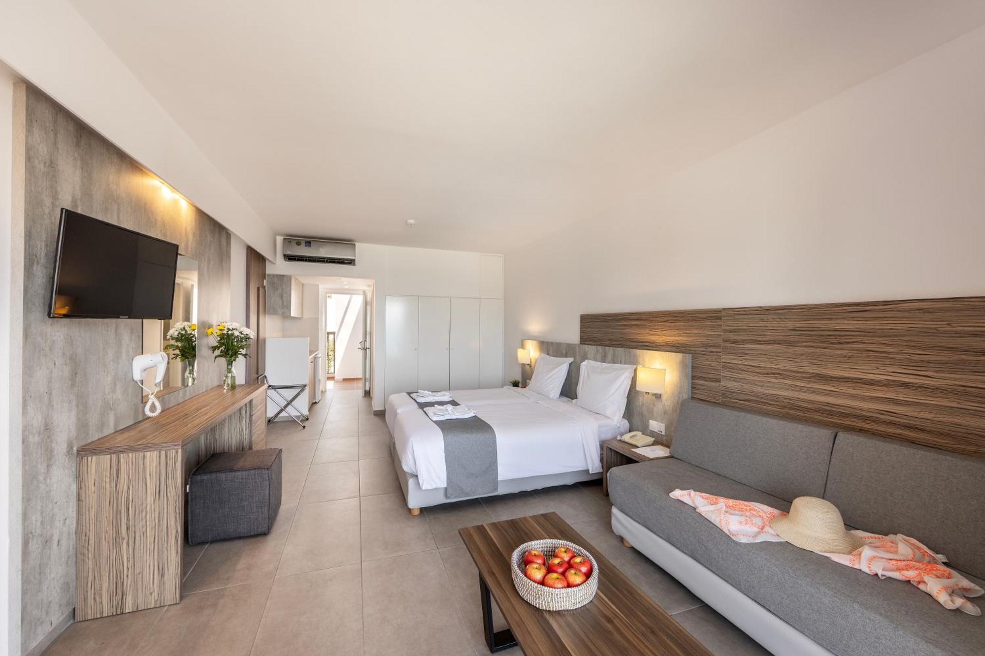 Kapetanios Aqua Resort Coral Bay Ngoại thất bức ảnh