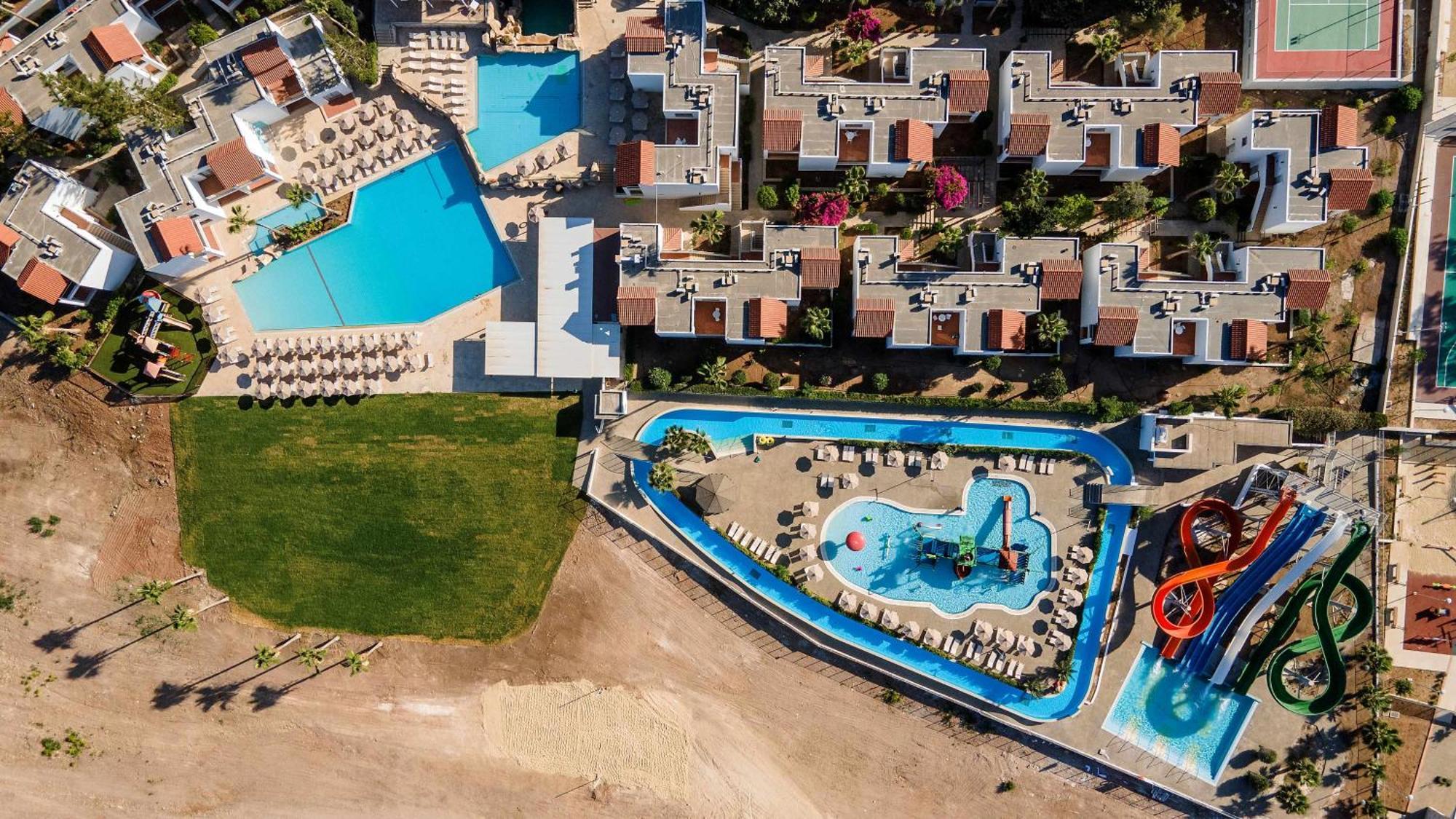 Kapetanios Aqua Resort Coral Bay Ngoại thất bức ảnh