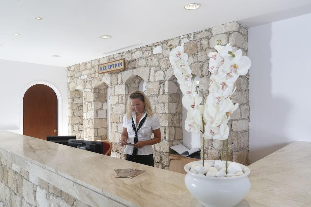 Kapetanios Aqua Resort Coral Bay Ngoại thất bức ảnh